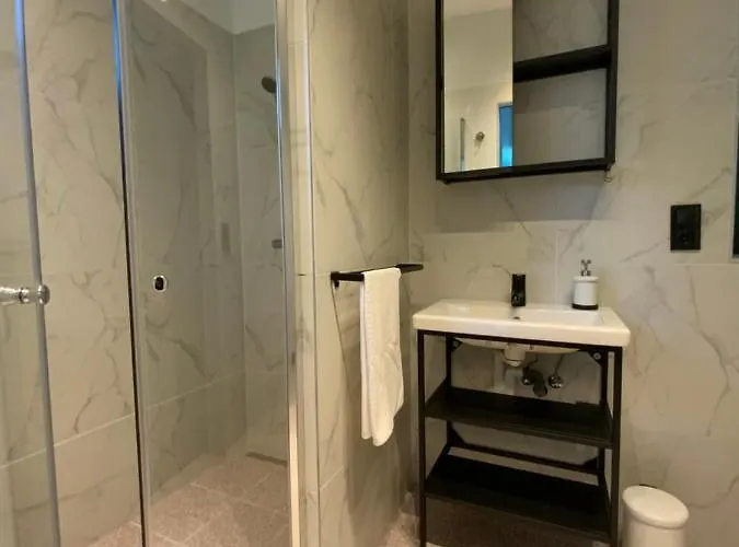 Kemeny Klara Parti Haza