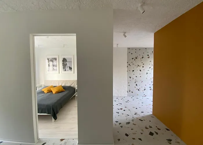 Kemeny Klara Parti Haza